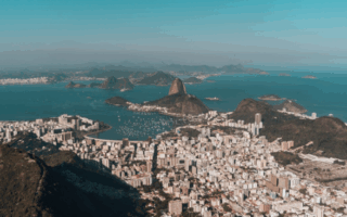 Como o turismo e o trabalho remoto impulsionam o aluguel de apartamento no Rio de Janeiro