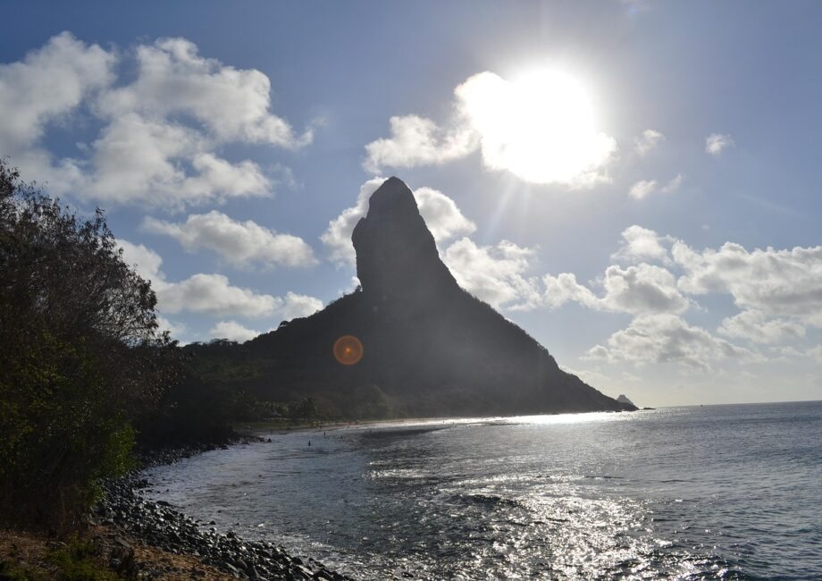 O que todo turista deve saber antes de visitar Noronha