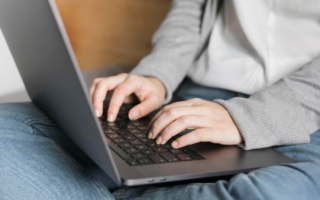 Dicas digitais que podem facilitar pagamentos durante viagens