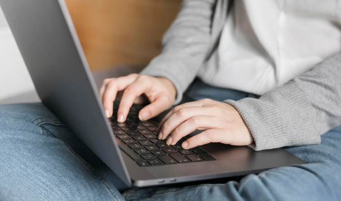 Dicas digitais que podem facilitar pagamentos durante viagens